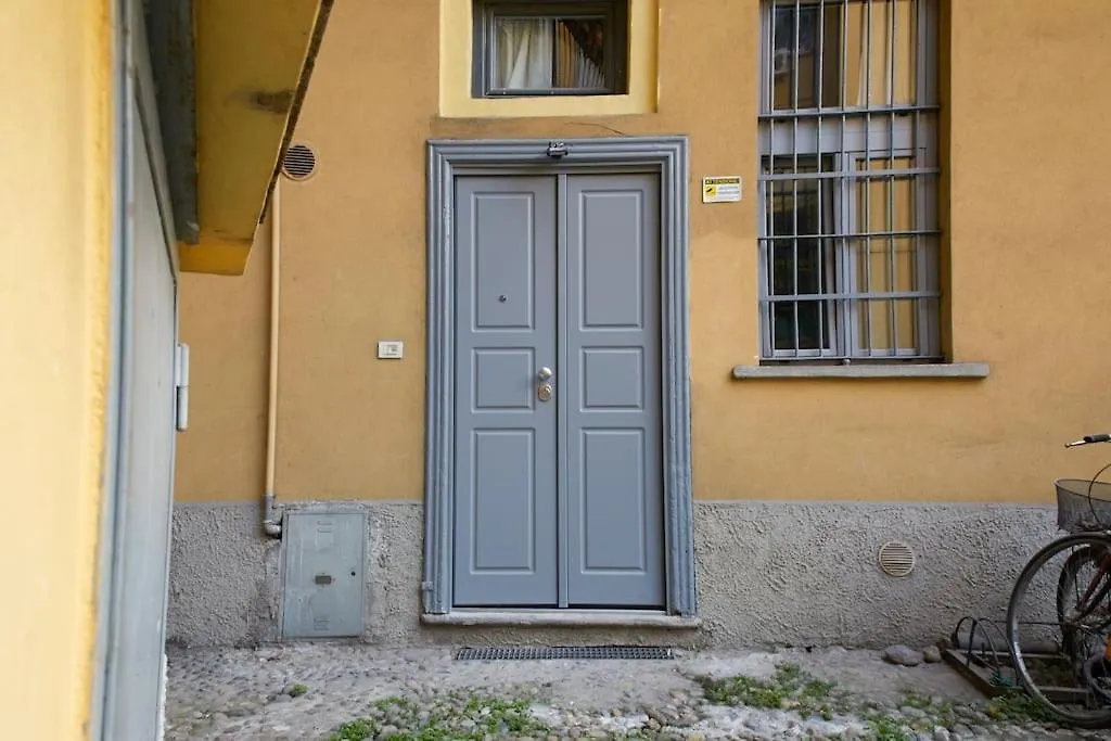 Quiet House In The Center - Porta Venezia Apartment Milan 0*,