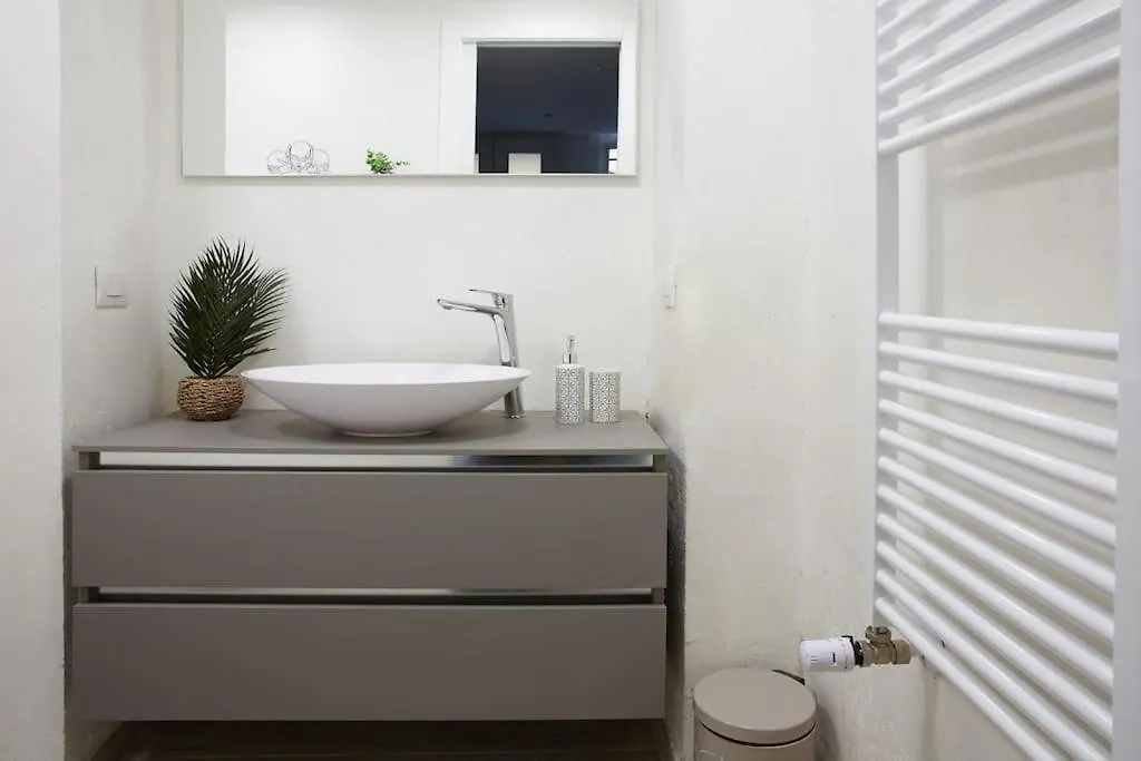 Quiet House In The Center - Porta Venezia Apartment Milan